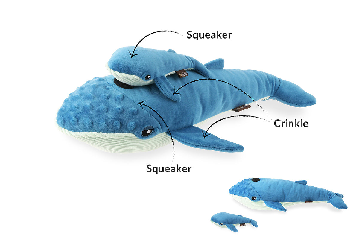 ぬいぐるみ・マスコット ocean Big Energy Plush Whale Toy Set for Dogs - Big Blue & Baby Blue from Play