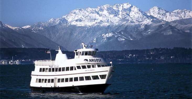 Momo Mondays: Come Out and P.L.A.Y.!